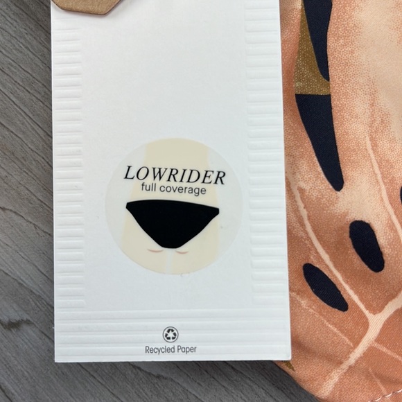 ☀️BILLABONG☀️CLASSIC  SURF ECO D-DD PLUNGE TOP - Picture 15 of 16